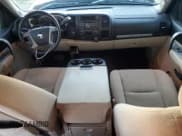 ✅ 2008 Chevrolet Silverado 2500HD 1LT • VIN: 1GCHK23K68F206423 • Лот: 90582485. Опубликован ранее на Copart с пробегом 188 226 миль. Бесплатный доступ к архиву аукционных продаж из США и подробный отчёт об истории автомобиля на DreamBid. Изображение 8.