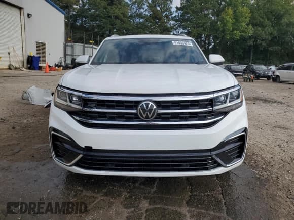 ✅ 2021 Volkswagen Atlas SE • VIN: 1V2PE2CA0MC215302 • Lot: 81030425. Listed on Copart with 85,884 mi. Free auction sales archive from the USA and detailed vehicle history report at DreamBid. Image 5.