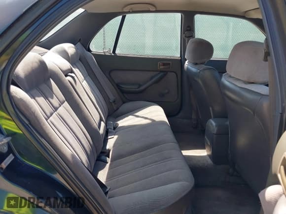 ✅ 1993 Toyota Camry DLX • VIN: 4T1SK11E1PU289746 • Lot: 42943871. Listed on IAAI with 201,241 mi. Free auction sales archive from the USA and detailed vehicle history report at DreamBid. Image 8.