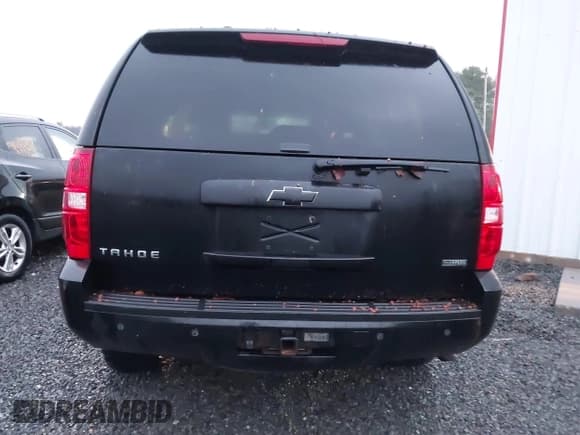 ✅ 2010 Chevrolet Tahoe LT • VIN: 1GNUKBE05AR248944 • Lot: 43825492. Wystawiony na IAAI z przebiegiem 222 160 mil. Bezpłatny archiwum sprzedaży aukcyjnych z USA i szczegółowy raport historii pojazdu na DreamBid. Zdjęcie 16.