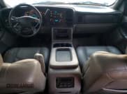 ✅ 2003 GMC Yukon SLT • VIN: 1GKEK13Z23J305437 • Lot: 66091735. Listed on Copart with 157,395 mi. Free auction sales archive from the USA and detailed vehicle history report at DreamBid. Image 8.