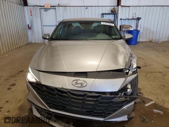 ✅ 2022 Hyundai Elantra SEL • VIN: 5NPLS4AG3NH073061 • Lot: 87027885. Listed on Copart with 38,929 mi. Free auction sales archive from the USA and detailed vehicle history report at DreamBid. Image 5.