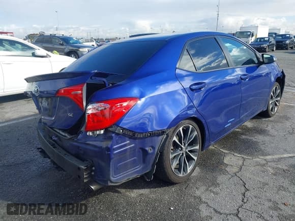✅ 2017 Toyota Corolla LE • VIN: 5YFBURHE6HP717196 • Лот: 43737999. Опубликован ранее на IAAI с пробегом 284 184 миль. Бесплатный доступ к архиву аукционных продаж из США и подробный отчёт об истории автомобиля на DreamBid. Изображение 4.