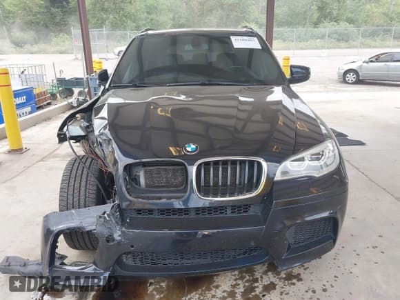 ✅ 2013 BMW X5 M • VIN: 5YMGY0C57DLL15565 • Lot: 42588403. Listed on IAAI with 145,494 mi. Free auction sales archive from the USA and detailed vehicle history report at DreamBid. Image 13.