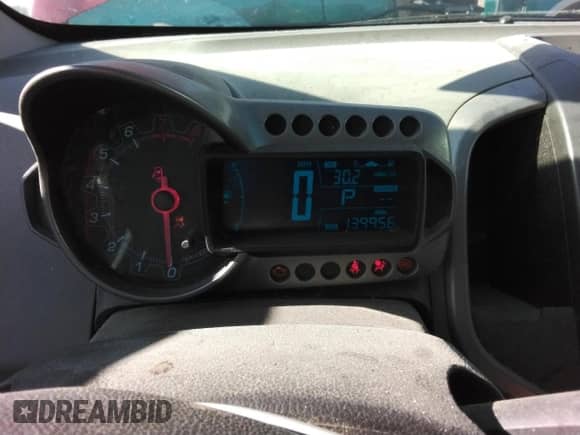 2015 Chevrolet Sonic LT с VIN 1G1JC5SH8F4128301, выставлен на аукционе Copart как лот 81758445 с пробегом 139 956 миль миль и Списание • Salvage title. История ставок и продаж доступна на DreamBid. Изображение 9.