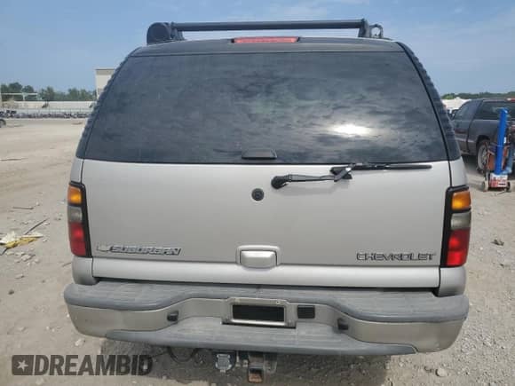 2005 Chevrolet Suburban LT с VIN 3GNEC16Z35G296134, выставлен на аукционе Copart как лот 65446344 с пробегом 242 754 миль миль и Списание • Salvage title. История ставок и продаж доступна на DreamBid. Изображение 6.