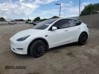 ✅ 2022 Tesla Model Y Performance • VIN: 7SAYGDEF4NF407656 • Lot: 87404485. Wystawiony na Copart z przebiegiem 113 684 mil. Bezpłatny archiwum sprzedaży aukcyjnych z USA i szczegółowy raport historii pojazdu na DreamBid. Zdjęcie 1.