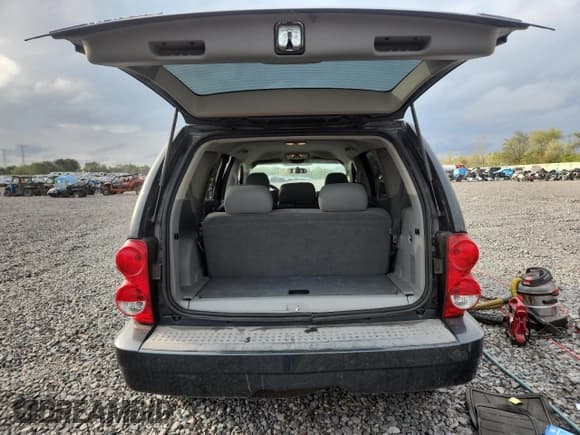 ✅ 2007 Dodge Durango SLT • VIN: 1D8HB48267F554906 • Лот: 83862575. Опубликован ранее на Copart с пробегом 103 529 миль. Бесплатный доступ к архиву аукционных продаж из США и подробный отчёт об истории автомобиля на DreamBid. Изображение 6.