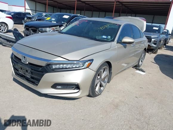 ✅ 2018 Honda Accord Touring • VIN: 1HGCV1F99JA059037 • Lot: 43305330. Listed on IAAI with 71,806 mi. Free auction sales archive from the USA and detailed vehicle history report at DreamBid. Image 2.