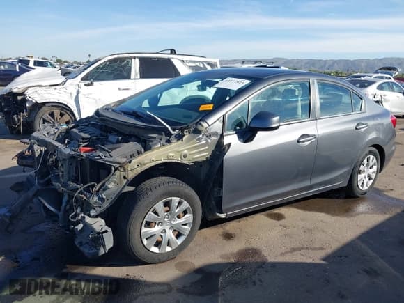 ✅ 2012 Honda Civic LX • VIN: 2HGFB2F59CH560877 • Lot: 43577823. Listed on IAAI with 88,678 mi. Free auction sales archive from the USA and detailed vehicle history report at DreamBid. Image 2.