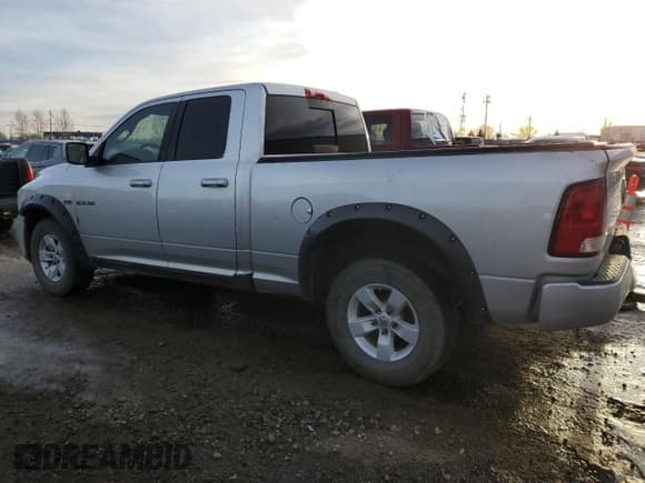 ✅ 2010 Dodge 1500 Laramie • VIN: 1D7RV1GT0AS174032 • Lot: 88287785. Wystawiony na Copart z przebiegiem 315 160 mil. Bezpłatny archiwum sprzedaży aukcyjnych z USA i szczegółowy raport historii pojazdu na DreamBid. Zdjęcie 2.