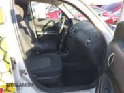 ✅ 2010 Chevrolet HHR LS • VIN: 3GCAAADB0AS519420 • Lot: 43639050. Wystawiony na IAAI z przebiegiem 112 061 mil. Bezpłatny archiwum sprzedaży aukcyjnych z USA i szczegółowy raport historii pojazdu na DreamBid. Zdjęcie 5.