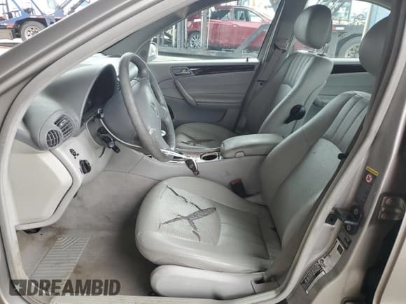 ✅ 2006 Mercedes-Benz C 280 Luxury • VIN: WDBRF54H36A908382 • Lot: 48197845. Wystawiony na Copart z przebiegiem 128 420 mil. Bezpłatny archiwum sprzedaży aukcyjnych z USA i szczegółowy raport historii pojazdu na DreamBid. Zdjęcie 7.