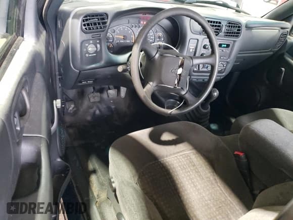 ✅ 2002 Chevrolet S-10 Fleet • VIN: 1GCCS195328203786 • Лот: 52860215. Опубликован ранее на Copart с пробегом 91 719 миль. Бесплатный доступ к архиву аукционных продаж из США и подробный отчёт об истории автомобиля на DreamBid. Изображение 8.