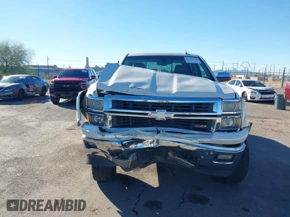 ✅ 2014 Chevrolet Silverado 1500 LTZ • VIN: 3GCUKSEC1EG355997 • Lot: 43553298. Wystawiony na IAAI z przebiegiem 132 594 mil. Bezpłatny archiwum sprzedaży aukcyjnych z USA i szczegółowy raport historii pojazdu na DreamBid. Zdjęcie 12.