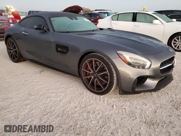 ✅ 2016 Mercedes-Benz AMG GT • VIN: WDDYJAJA0GA000619 • Lot: 77386824. Wystawiony na Copart z przebiegiem Nie podano. Bezpłatny archiwum sprzedaży aukcyjnych z USA i szczegółowy raport historii pojazdu na DreamBid. Zdjęcie 4.