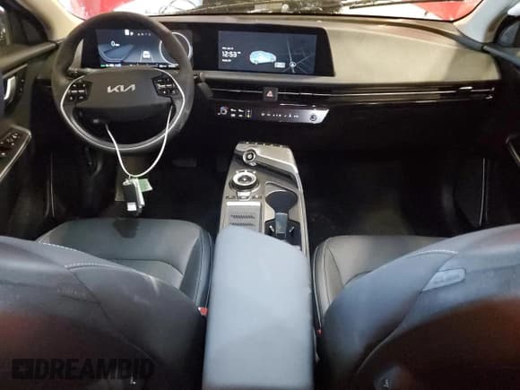 ✅ 2024 Kia EV6 Light Long Range • VIN: KNDC3DLCXR5168374 • Lot: 88221655. Wystawiony na Copart z przebiegiem 3 813 mil. Bezpłatny archiwum sprzedaży aukcyjnych z USA i szczegółowy raport historii pojazdu na DreamBid. Zdjęcie 8.