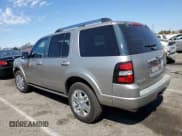 ✅ 2008 Ford Explorer Limited • VIN: 1FMEU65E98UA04985 • Лот: 80764275. Опубликован ранее на Copart с пробегом 142 139 миль. Бесплатный доступ к архиву аукционных продаж из США и подробный отчёт об истории автомобиля на DreamBid. Изображение 2.