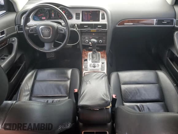 ✅ 2010 Audi A6 Premium Plus • VIN: WAUFGAFBXAN055089 • Lot: 71125595. Wystawiony na Copart z przebiegiem 213 435 mil. Bezpłatny archiwum sprzedaży aukcyjnych z USA i szczegółowy raport historii pojazdu na DreamBid. Zdjęcie 8.