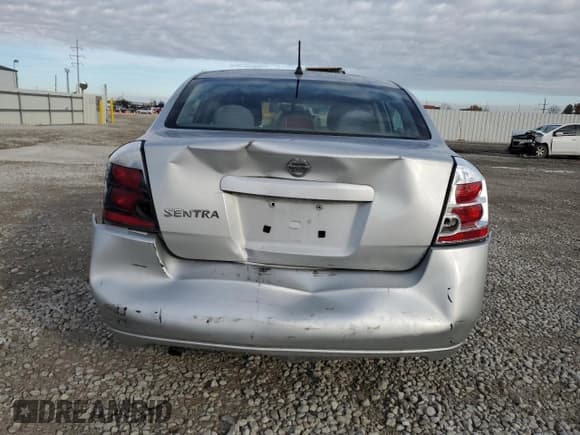 ✅ 2008 Nissan Sentra S • VIN: 3N1AB61E08L690636 • Lot: 86293965. Wystawiony na Copart z przebiegiem 263 042 mil. Bezpłatny archiwum sprzedaży aukcyjnych z USA i szczegółowy raport historii pojazdu na DreamBid. Zdjęcie 6.