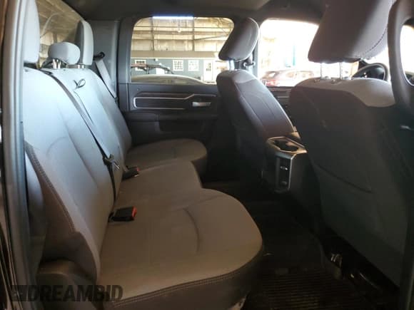 ✅ 2024 Ram 2500 Big Horn • VIN: 3C6UR5DL7RG269685 • Lot: 85379685. Listed on Copart with 16,133 mi. Free auction sales archive from the USA and detailed vehicle history report at DreamBid. Image 10.