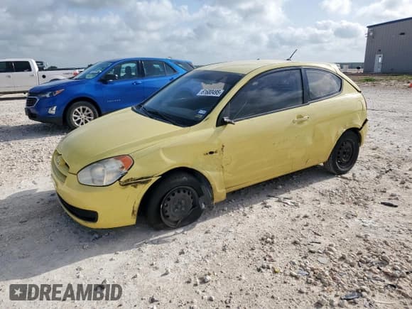 ✅ 2010 Hyundai Accent GS • VIN: KMHCM3AC9AU150142 • Лот: 61680495. Опубликован ранее на Copart с пробегом 226 204 миль. Бесплатный доступ к архиву аукционных продаж из США и подробный отчёт об истории автомобиля на DreamBid. Изображение 1.