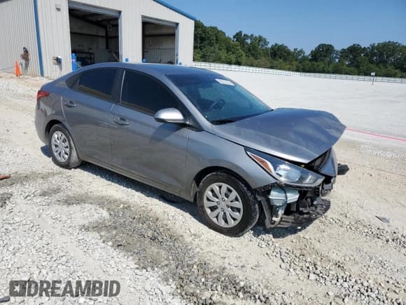 ✅ 2022 Hyundai Accent SEL • VIN: 3KPC24A63NE157683 • Лот: 69233164. Опубликован ранее на Copart с пробегом 57 396 миль. Бесплатный доступ к архиву аукционных продаж из США и подробный отчёт об истории автомобиля на DreamBid. Изображение 4.