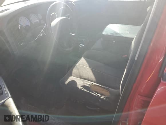 ✅ 2003 Dodge 1500 ST • VIN: 1D7HU18N73S173848 • Лот: 75826324. Опубликован ранее на Copart с пробегом 220 747 миль. Бесплатный доступ к архиву аукционных продаж из США и подробный отчёт об истории автомобиля на DreamBid. Изображение 7.