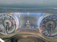 ✅ 2019 Chrysler 300 S • VIN: 2C3CCABT1KH569640 • Lot: 81071855. Wystawiony na Copart z przebiegiem 103 124 mil. Bezpłatny archiwum sprzedaży aukcyjnych z USA i szczegółowy raport historii pojazdu na DreamBid. Zdjęcie 9.