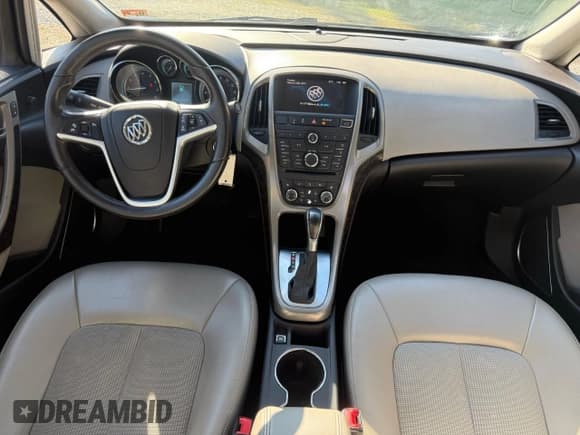 ✅ 2014 Buick Verano Convenience Group • VIN: 1G4PR5SK2E4190220 • Lot: 92194225. Wystawiony na Copart z przebiegiem 80 906 mil. Bezpłatny archiwum sprzedaży aukcyjnych z USA i szczegółowy raport historii pojazdu na DreamBid. Zdjęcie 9.