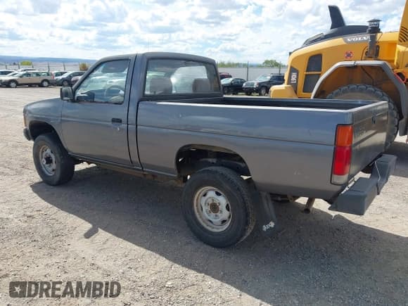 ✅ 1989 Nissan Regular Bed 4WD E • VIN: 1N6ND11Y2KC370157 • Лот: 43172888. Опубликован ранее на IAAI с пробегом Не указан. Бесплатный доступ к архиву аукционных продаж из США и подробный отчёт об истории автомобиля на DreamBid. Изображение 3.