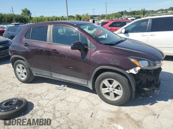 ✅ 2021 Chevrolet Trax LS • VIN: KL7CJKSB2MB305849 • Lot: 70650915. Listed on Copart with 65,771 mi. Free auction sales archive from the USA and detailed vehicle history report at DreamBid. Image 4.