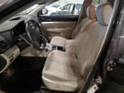 ✅ 2013 Subaru Outback Premium • VIN: 4S4BRCCC4D3207142 • Lot: 56904325. Wystawiony na Copart z przebiegiem 204 388 mil. Bezpłatny archiwum sprzedaży aukcyjnych z USA i szczegółowy raport historii pojazdu na DreamBid. Zdjęcie 7.