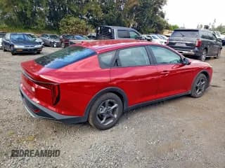 ✅ 2025 Kia K4 LXS • VIN: 3KPFT4DE1SE075430 • Lot: 95795455. Wystawiony na Copart z przebiegiem 17 907 mil. Bezpłatny archiwum sprzedaży aukcyjnych z USA i szczegółowy raport historii pojazdu na DreamBid. Zdjęcie 3.