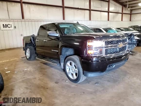 ✅ 2015 Chevrolet Silverado 1500 LS • VIN: 1GCVKPEC0FZ328163 • Lot: 70861885. Wystawiony na Copart z przebiegiem 110 990 mil. Bezpłatny archiwum sprzedaży aukcyjnych z USA i szczegółowy raport historii pojazdu na DreamBid. Zdjęcie 13.