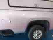 2021 Chevrolet Silverado 2500HD LT z VIN 1GC1YNE70MF224890, wystawiony jako IAAI lot #43071396 z przebiegiem 114 124 mil mil oraz . Historia ofert i sprzedaży dostępna na DreamBid. Obrazek 1.