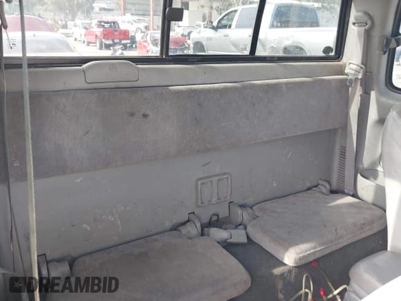 ✅ 2002 Toyota Tacoma PreRunner • VIN: 5TESM92N52Z143121 • Lot: 43663203. Listed on IAAI with 313,284 mi. Free auction sales archive from the USA and detailed vehicle history report at DreamBid. Image 8.