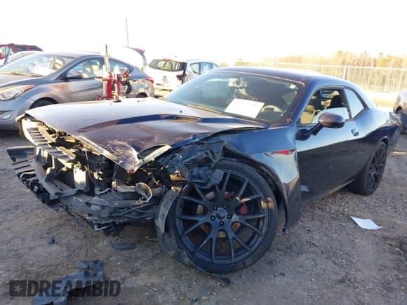 ✅ 2012 Dodge Challenger SXT • VIN: 2C3CDYAG0CH293320 • Lot: 41327797. Wystawiony na IAAI z przebiegiem 150 696 mil. Bezpłatny archiwum sprzedaży aukcyjnych z USA i szczegółowy raport historii pojazdu na DreamBid. Zdjęcie 2.