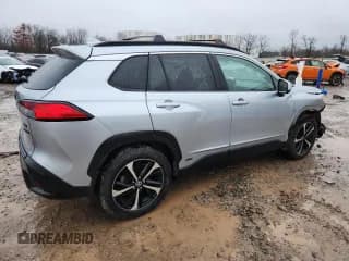 ✅ 2023 Toyota Corolla Cross Hybrid XSE • VIN: 7MUFBABG2PV002754 • Lot: 92311465. Wystawiony na Copart z przebiegiem 45 111 mil. Bezpłatny archiwum sprzedaży aukcyjnych z USA i szczegółowy raport historii pojazdu na DreamBid. Zdjęcie 3.