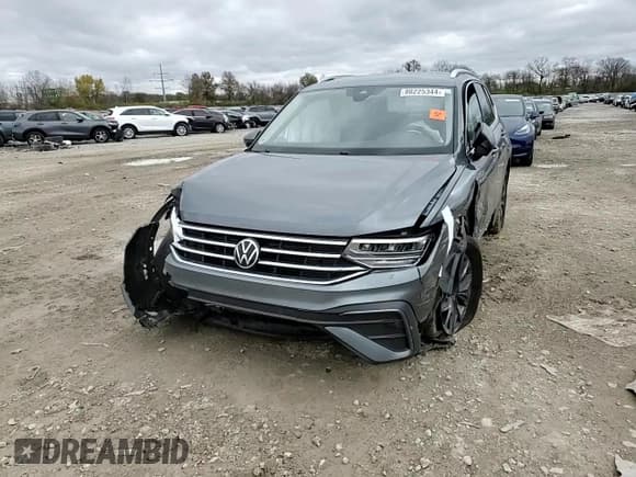 ✅ 2023 Volkswagen Tiguan SE • VIN: 3VV2B7AX2PM053394 • Lot: 80225344. Wystawiony na Copart z przebiegiem Nie podano. Bezpłatny archiwum sprzedaży aukcyjnych z USA i szczegółowy raport historii pojazdu na DreamBid. Zdjęcie 12.