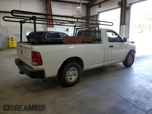 2015 Ram 1500 Tradesman with VIN 3C6JR6DG8FG605576, listed as a Copart auction lot 75462964 with 276,012 mi miles and Salvage title. Bid and sale history available at DreamBid. Image 3.