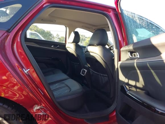 ✅ 2022 Kia K5 EX • VIN: 5XXG34J20NG152251 • Lot: 43080512. Listed on IAAI with 51,105 mi. Free auction sales archive from the USA and detailed vehicle history report at DreamBid. Image 8.