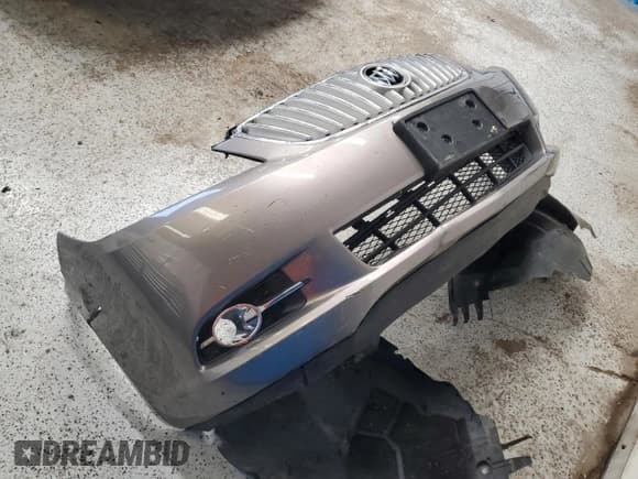 ✅ 2012 Buick LaCrosse Leather • VIN: 1G4GC5E39CF184096 • Lot: 83999415. Wystawiony na Copart z przebiegiem 51 437 mil. Bezpłatny archiwum sprzedaży aukcyjnych z USA i szczegółowy raport historii pojazdu na DreamBid. Zdjęcie 12.