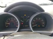 ✅ 2013 Toyota Highlander • VIN: 5TDZK3EH3DS090328 • Lot: 56546435. Listed on Copart with 160,904 mi. Free auction sales archive from the USA and detailed vehicle history report at DreamBid. Image 9.