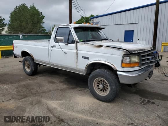 ✅ 1997 Ford F-250 • VIN: 3FTHF26H1VMA08574 • Lot: 61541455. Listed on Copart with Not provided. Free auction sales archive from the USA and detailed vehicle history report at DreamBid. Image 4.