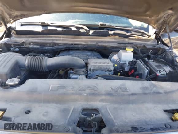 2022 Ram 1500 Laramie z VIN 1C6RREJT8NN337004, wystawiony jako IAAI lot #41700360 z przebiegiem 67 905 mil mil oraz . Historia ofert i sprzedaży dostępna na DreamBid. Obrazek 10.