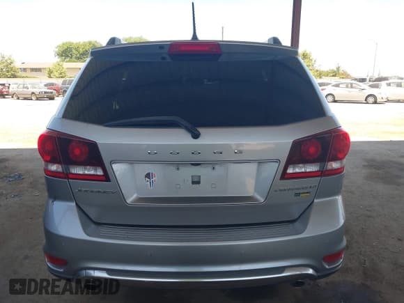 ✅ 2017 Dodge Journey Crossroad Plus • VIN: 3C4PDCGG8HT613733 • Lot: 42690152. Listed on IAAI with 97,256 mi. Free auction sales archive from the USA and detailed vehicle history report at DreamBid. Image 16.