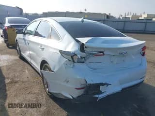 ✅ 2016 Hyundai Sonata 2.4L • VIN: 5NPE24AFXGH402261 • Лот: 43469405. Опубликован ранее на IAAI с пробегом 126 850 миль. Бесплатный доступ к архиву аукционных продаж из США и подробный отчёт об истории автомобиля на DreamBid. Изображение 3.