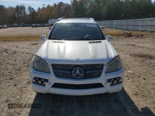 ✅ 2011 Mercedes-Benz GL 450 • VIN: 4JGBF7BE4BA680499 • Lot: 90755545. Listed on Copart with 187,938 mi. Free auction sales archive from the USA and detailed vehicle history report at DreamBid. Image 5.