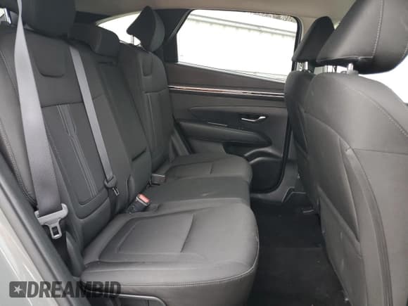 ✅ 2024 Hyundai Tucson SEL • VIN: 5NMJBCDE4RH352839 • Lot: 78439094. Wystawiony na Copart z przebiegiem 28 054 mil. Bezpłatny archiwum sprzedaży aukcyjnych z USA i szczegółowy raport historii pojazdu na DreamBid. Zdjęcie 11.